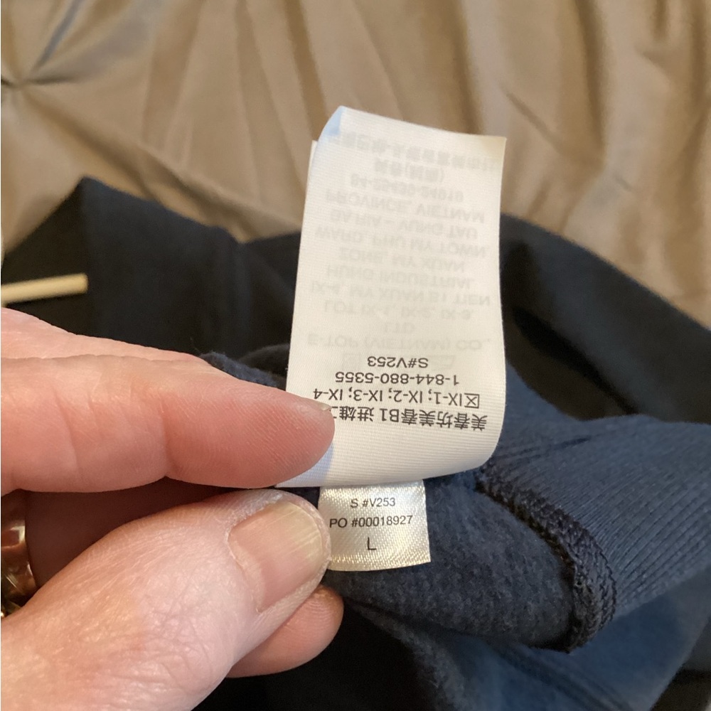 Vuori Ease Performance Quarter Zip Top - image 7